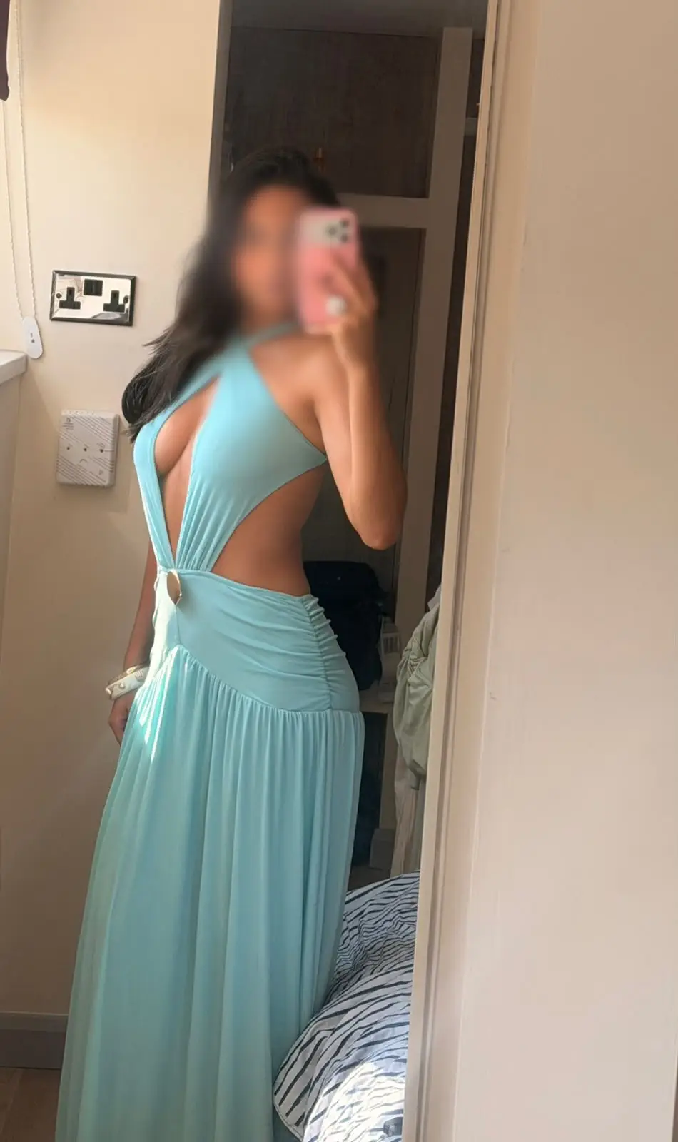 Jasmin massage therapist in London